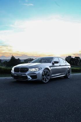 BMW M5 4.4 V8 TWIN POWER M XDRIVE STEPTRONIC